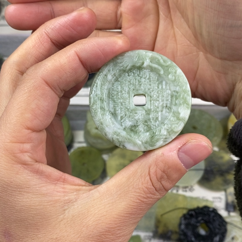 【闪购商品】岫玉颈饰未镶嵌岫玉山鬼花钱吊坠