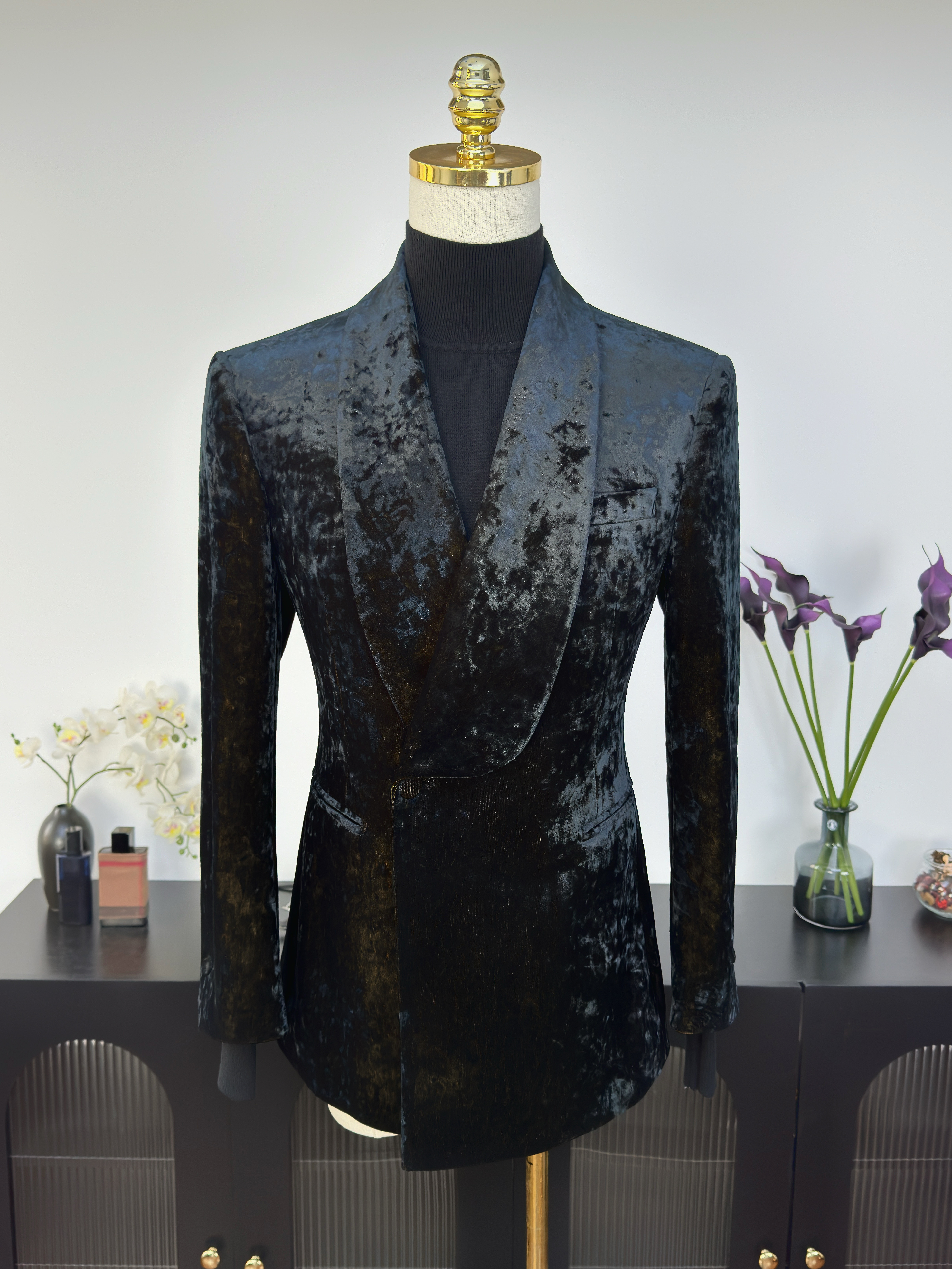 【西蒙曹】秋冬新款男士塔士多青果领黑琥珀色天鹅绒单西服