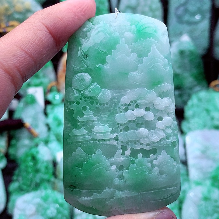 翡翠吊坠(不含链)未镶嵌