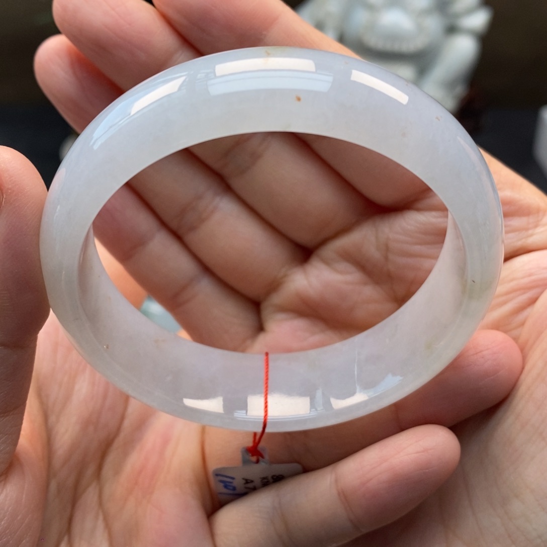 翡翠手镯未镶嵌天然