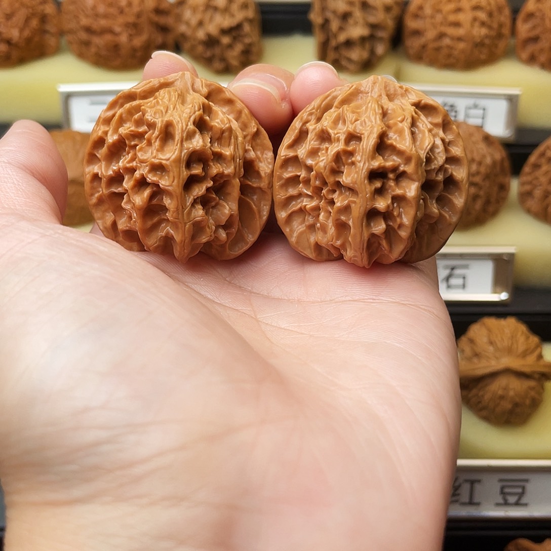 吊坠文玩核桃苹果园39尺712