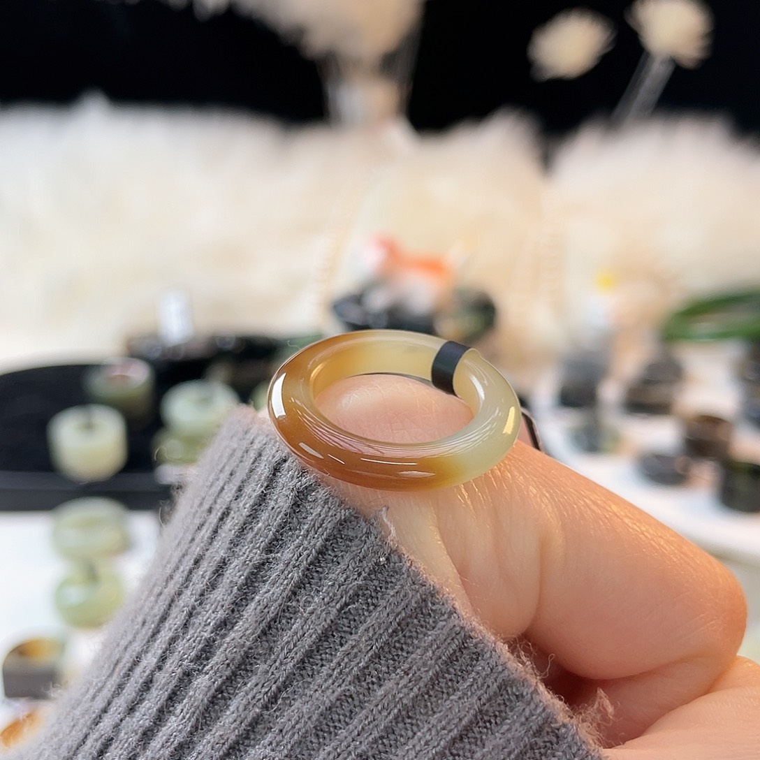 和田玉未镶嵌戒指k28糖青细条17.3mm