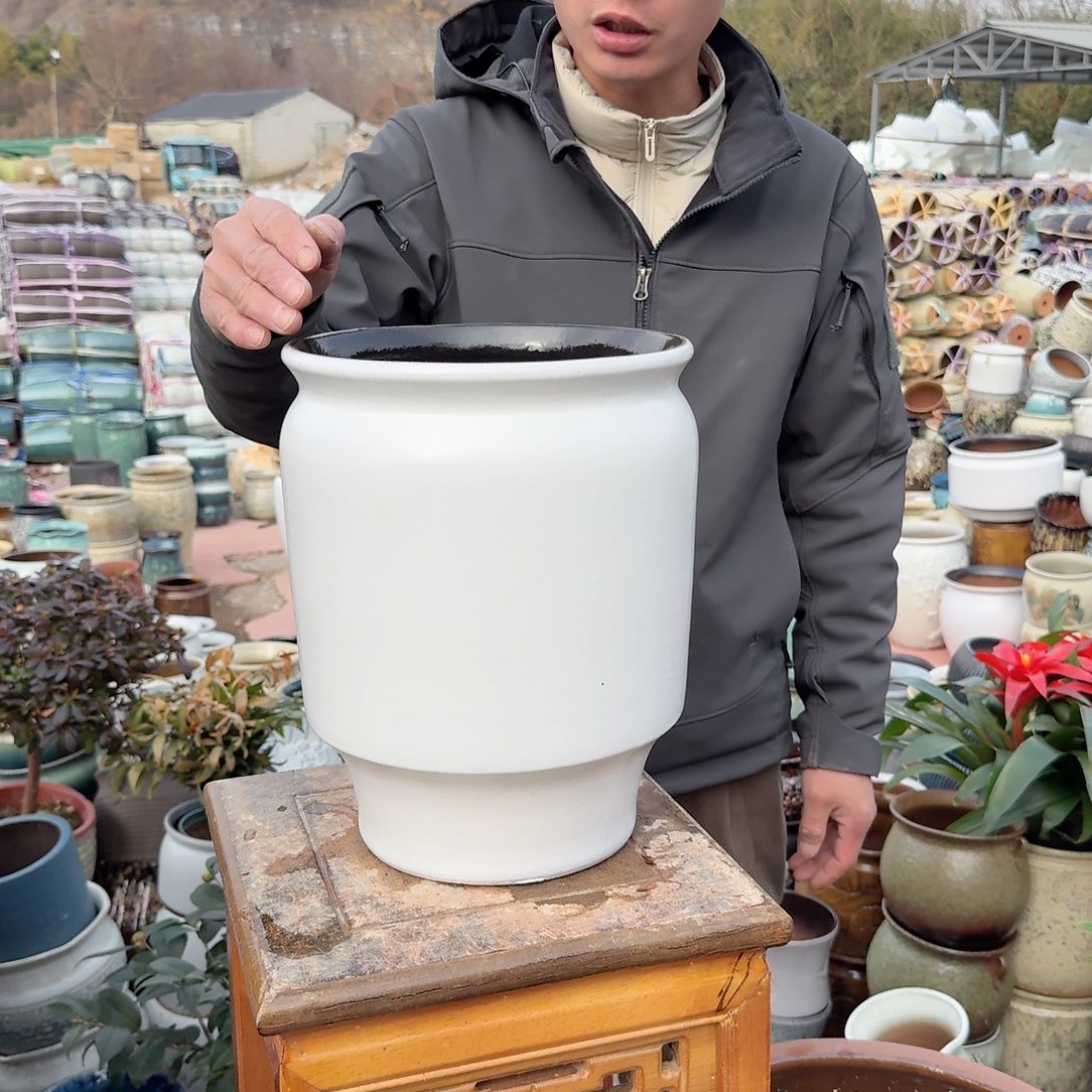 紫砂花盆口25高31（一个白直筒大号宋纯白