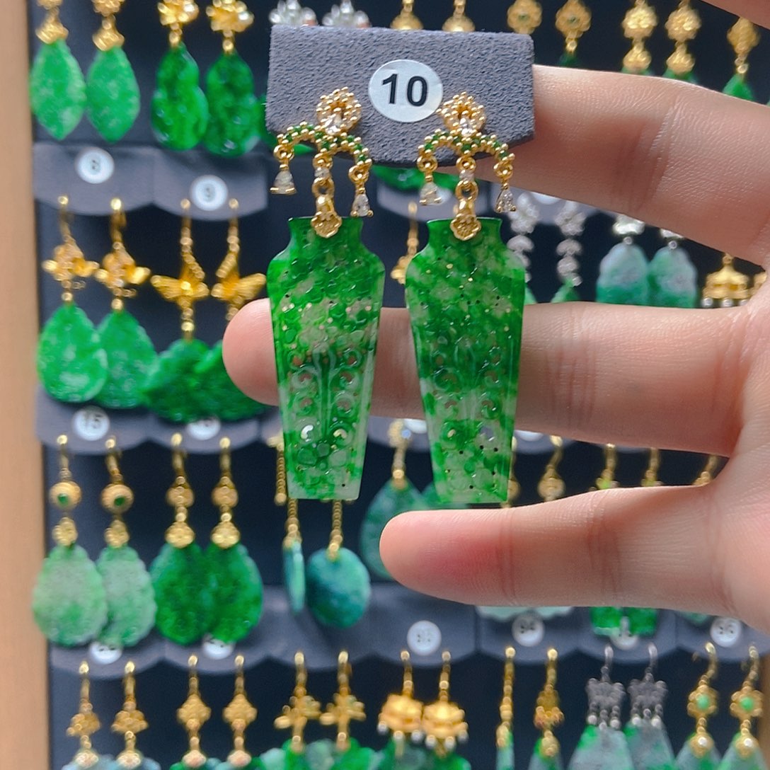 翡翠未镶嵌耳饰翡翠