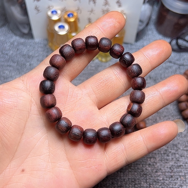 藤类降真香1.0老型软油黄油j06