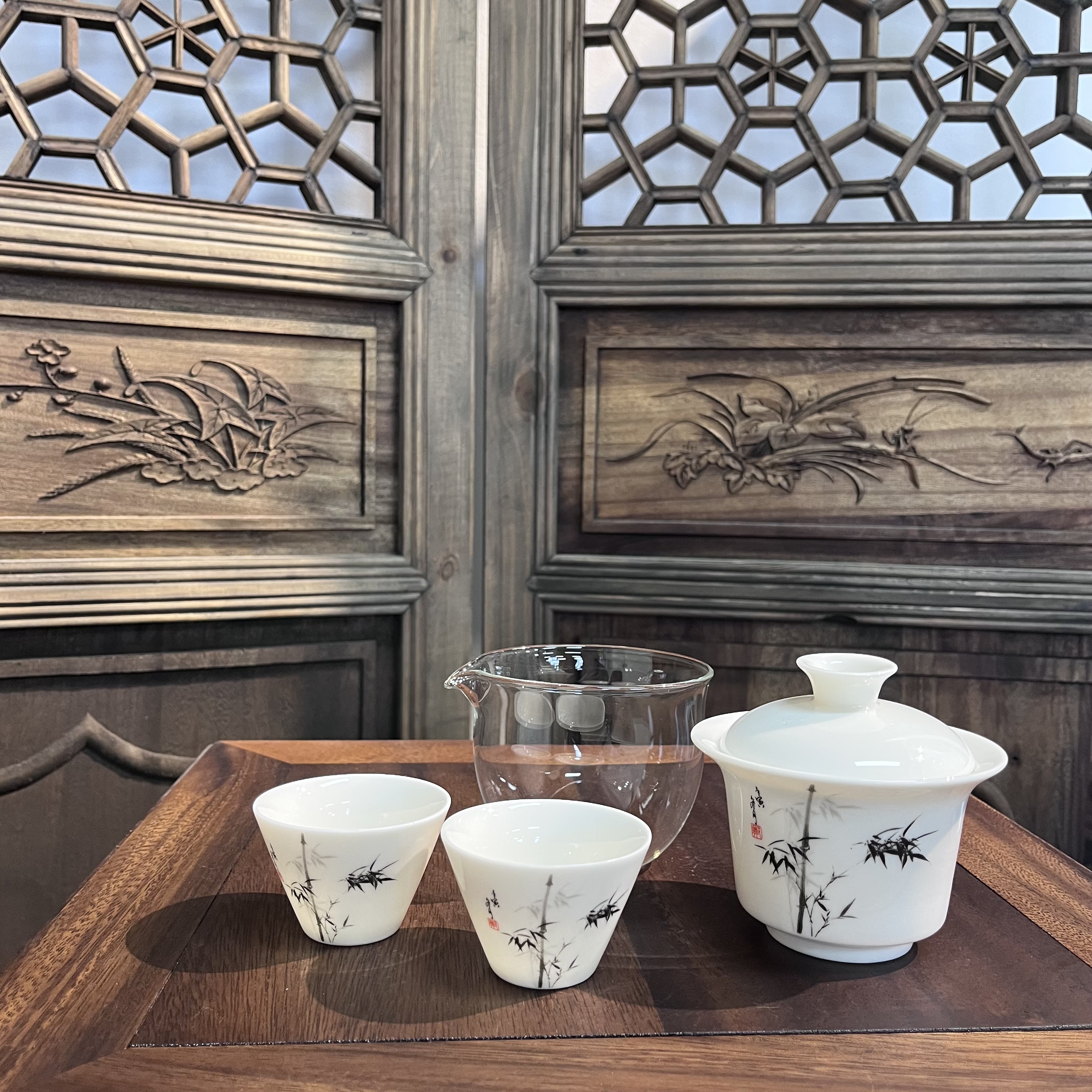 【闪购链接】A-0012 水墨竹 白瓷一公道一盖碗两杯旅行套-（玻璃款)）