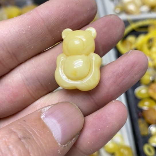 蜜蜡裸石未镶嵌吊坠