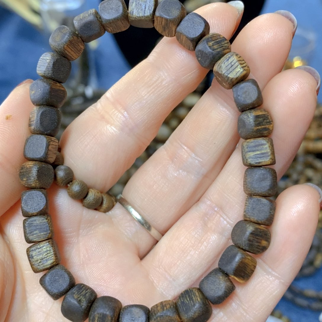 沉香手串张勺子卡7-6克多样性发货一条