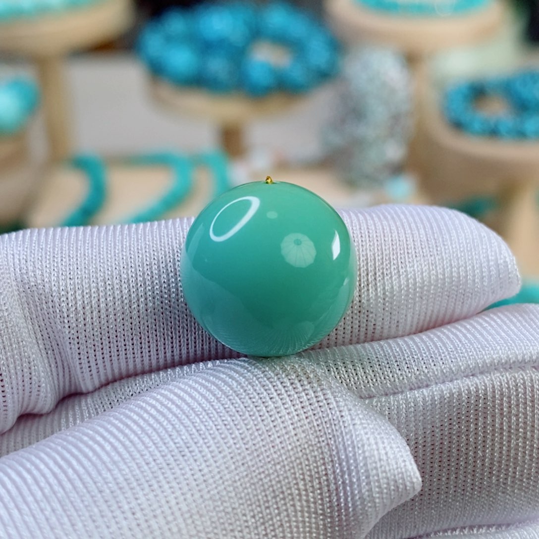 绿松石配饰未镶嵌