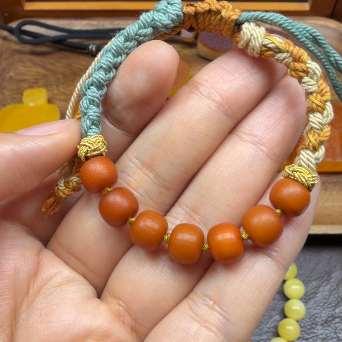 琥珀未镶嵌手绳11