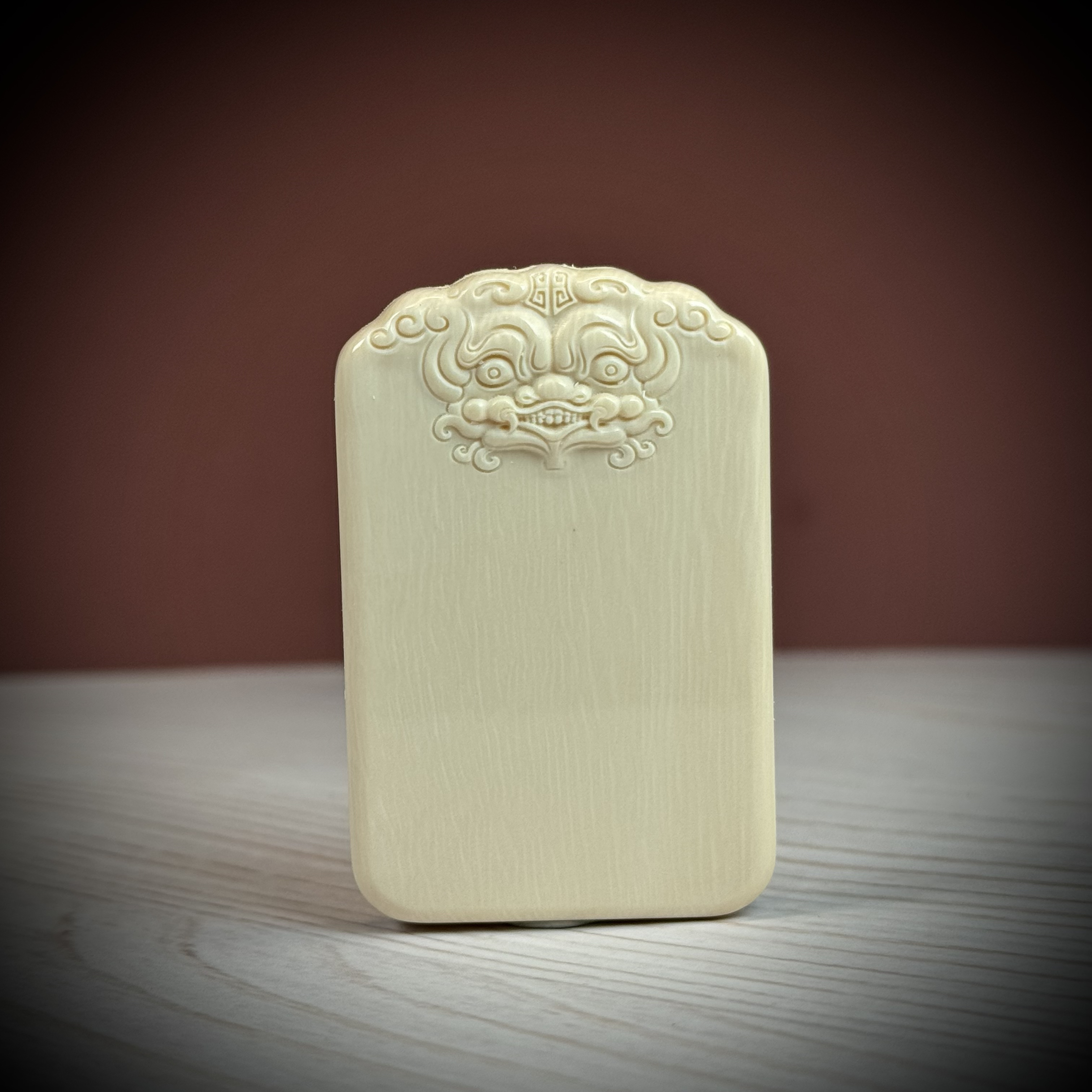 H11-63天然猛犸牙 无事牌 约40*60*10mm一物一图假一罚十