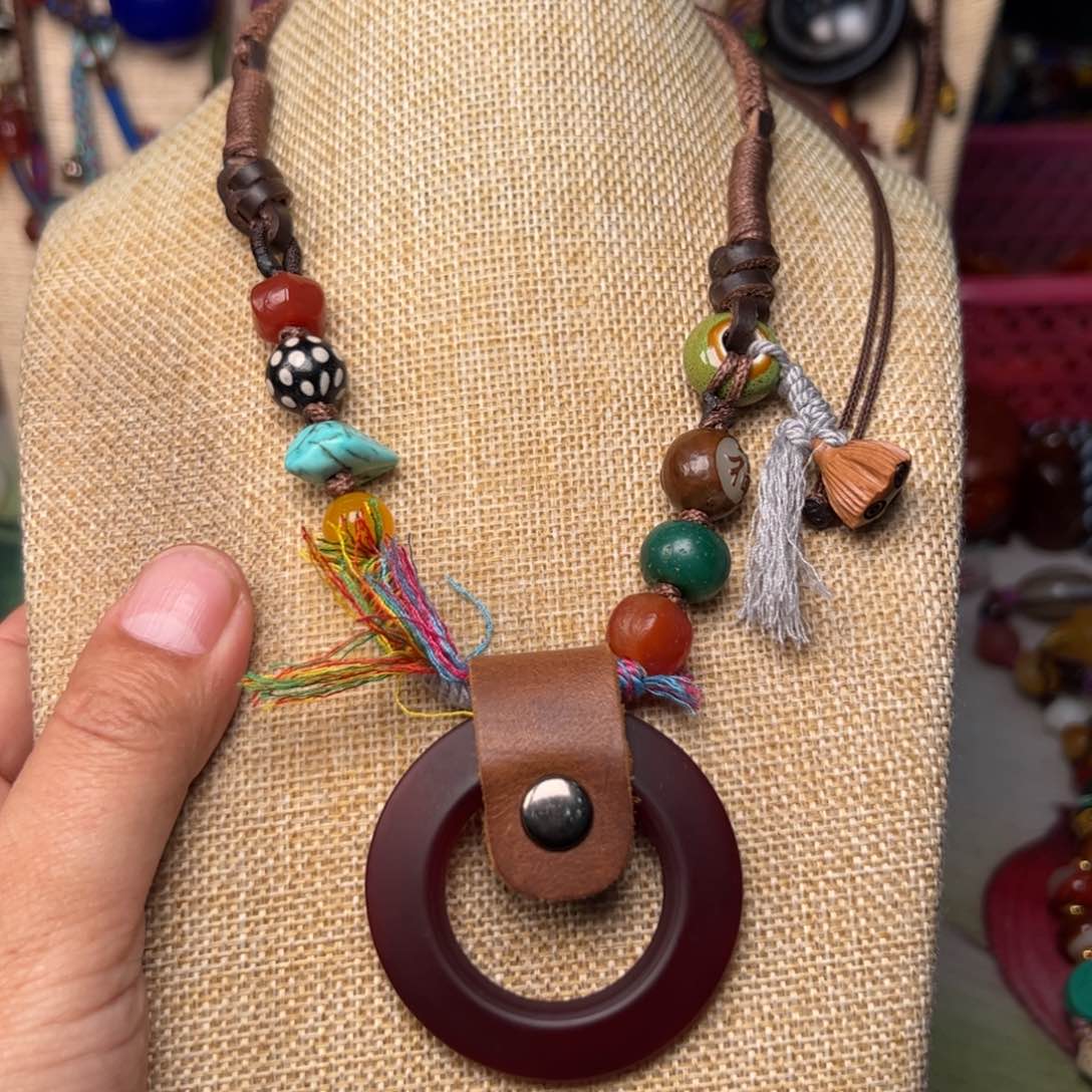 玛瑙/玉髓颈饰未镶嵌