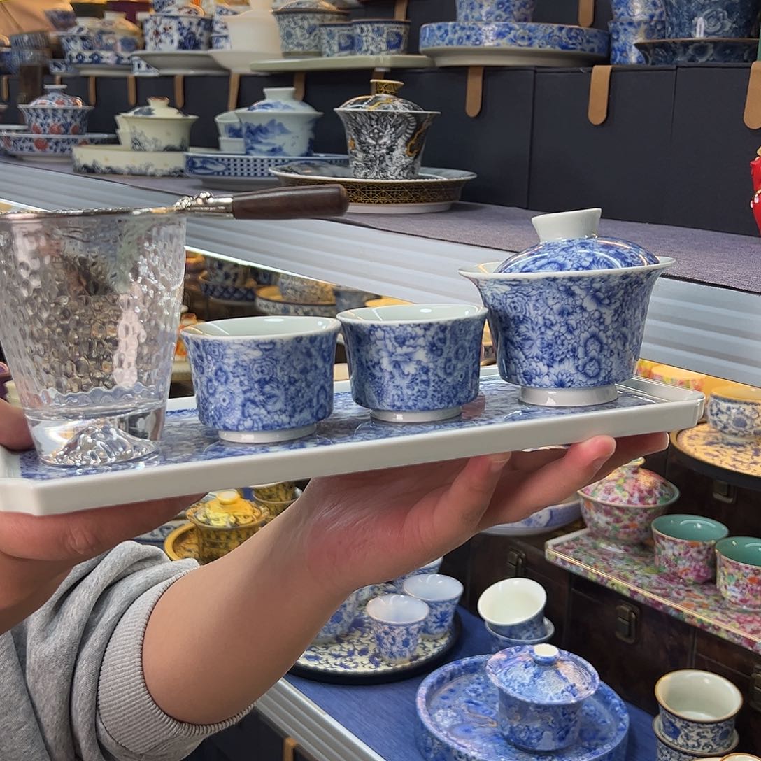 我们的目标是成为一个优秀的人