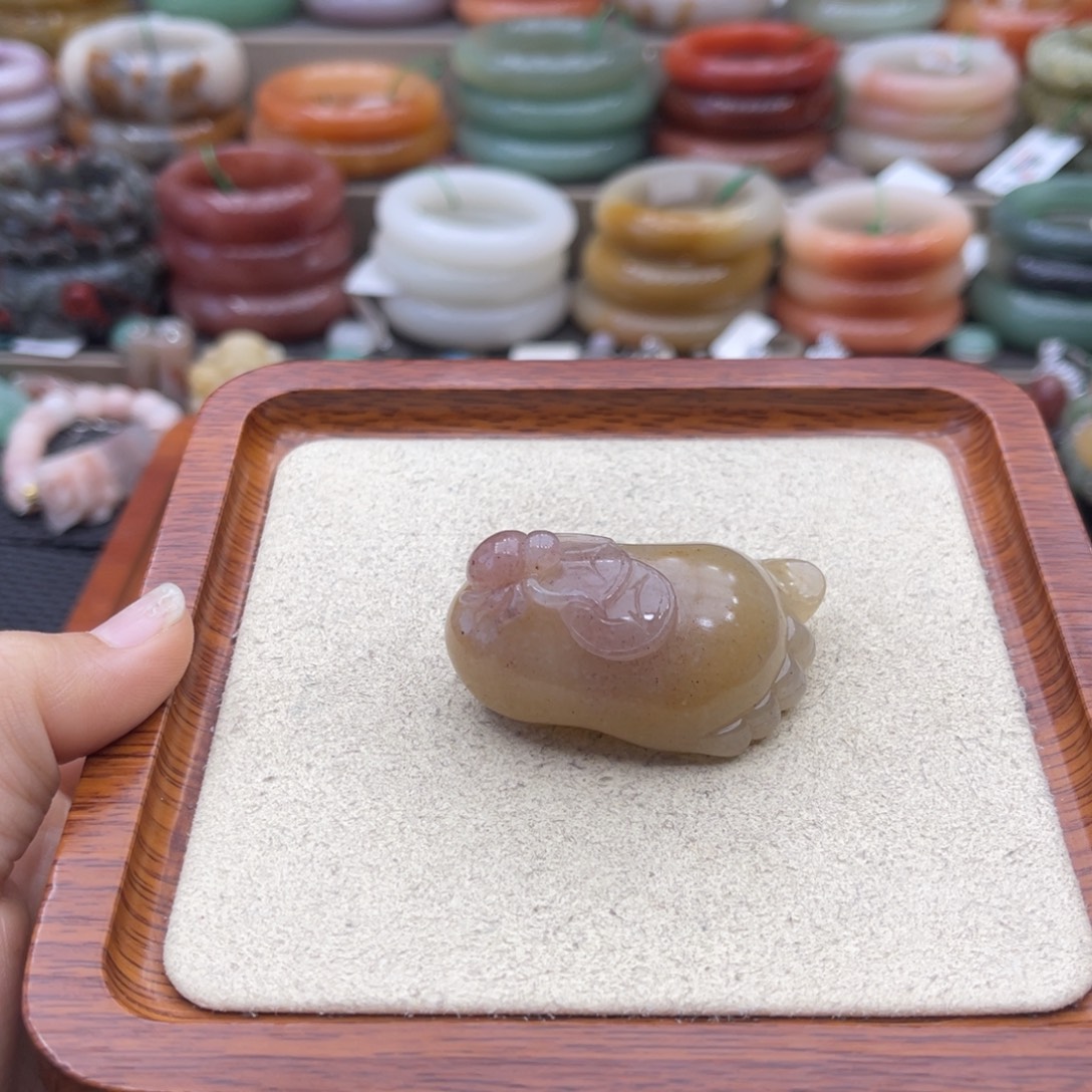 石英质玉未镶嵌手镯