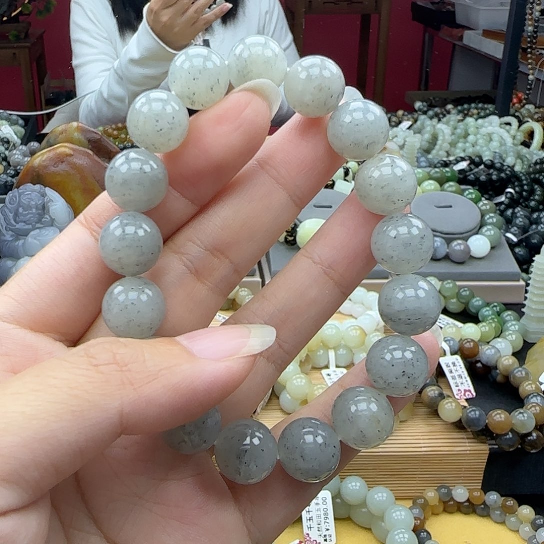 和田玉手链未镶嵌