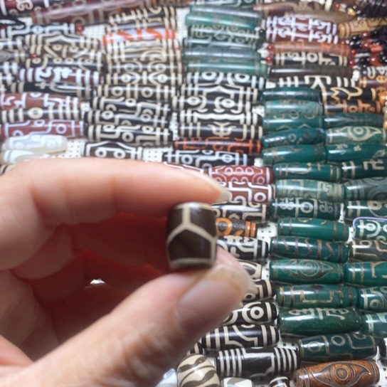 玛瑙/玉髓项圈未镶嵌