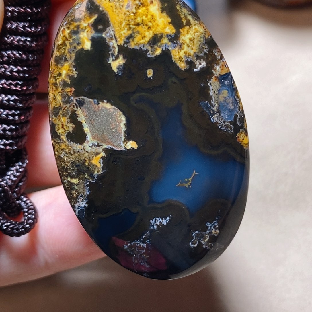 未镶嵌颈饰玛瑙/玉髓一*力