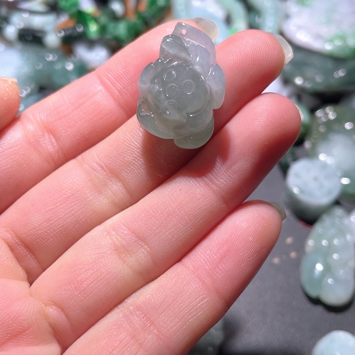 【闪购商品】翡翠颈饰未镶嵌天然翡翠