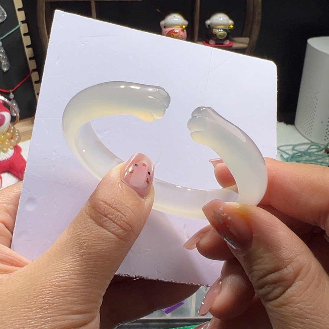 玛瑙/玉髓手镯未镶嵌