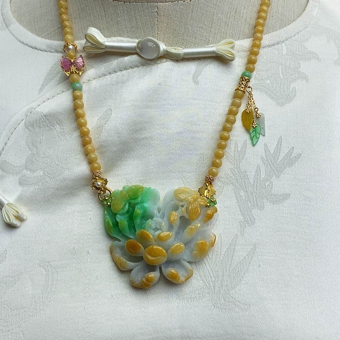 翡翠颈饰未镶嵌天然