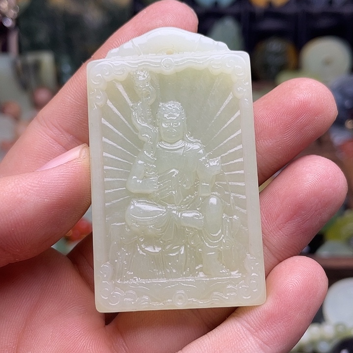 蛇纹石玉挂件足银镀金镶嵌