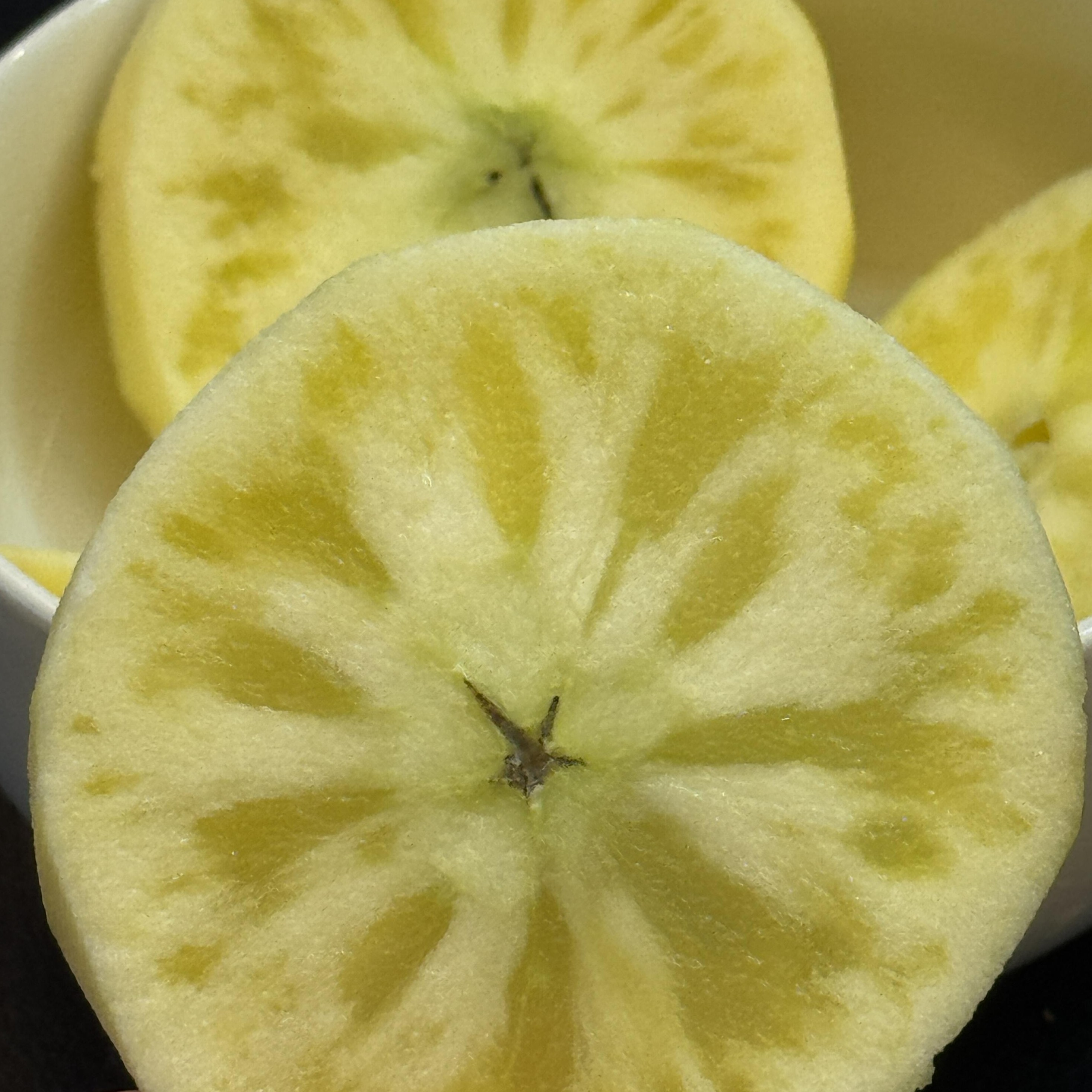 大沙河红富士苹果冰糖心脆甜多汁新鲜现采现发不打蜡