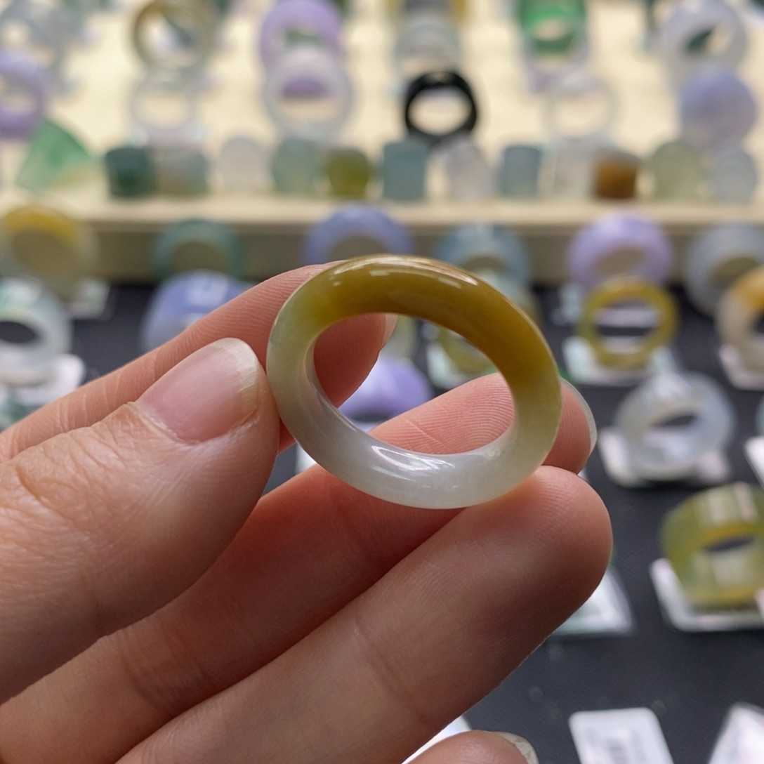 翡翠戒指未镶嵌圈口15