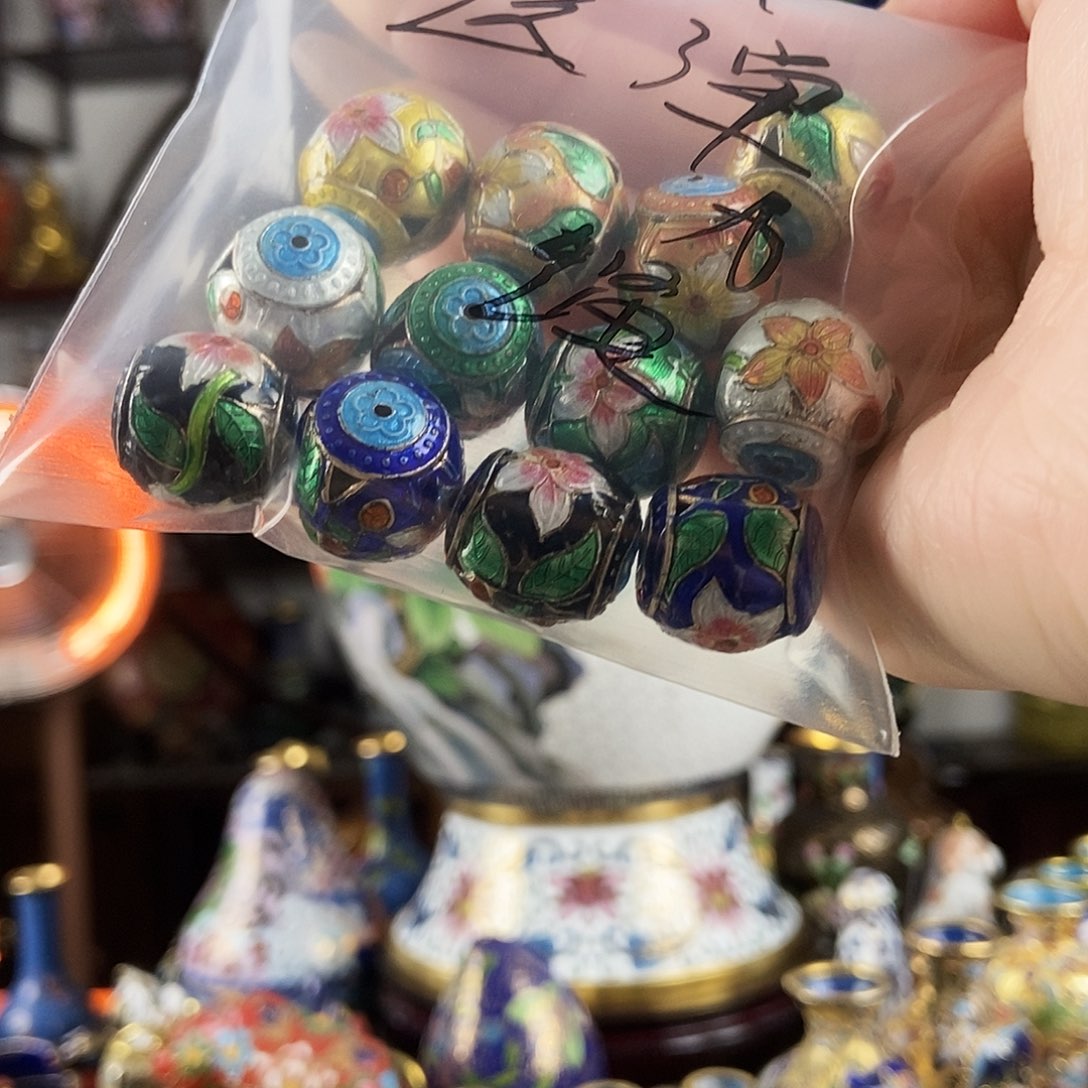 张***龖铜12个烧银蓝吊坠