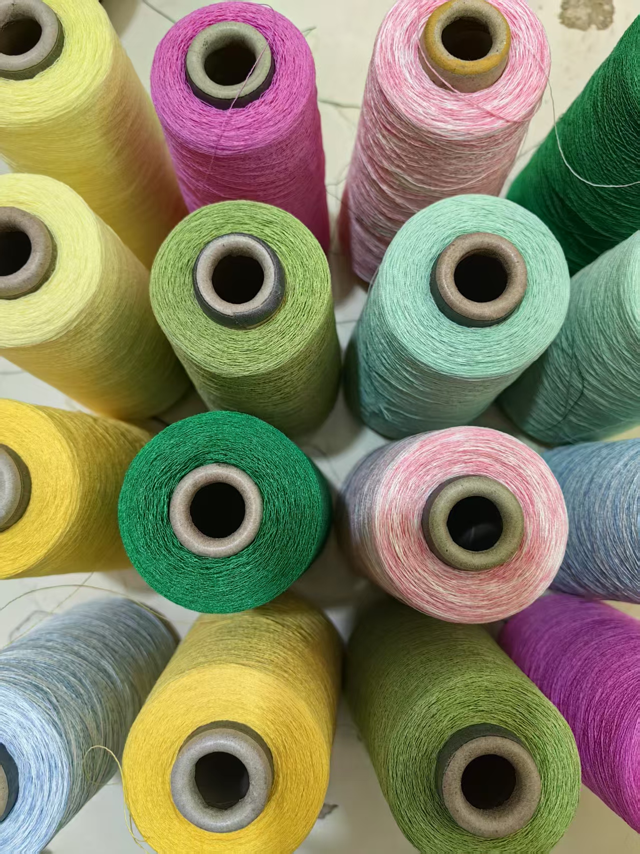 送随机毛线带桶3-5两