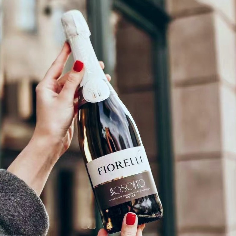 TOS 莫斯卡托起泡葡萄酒