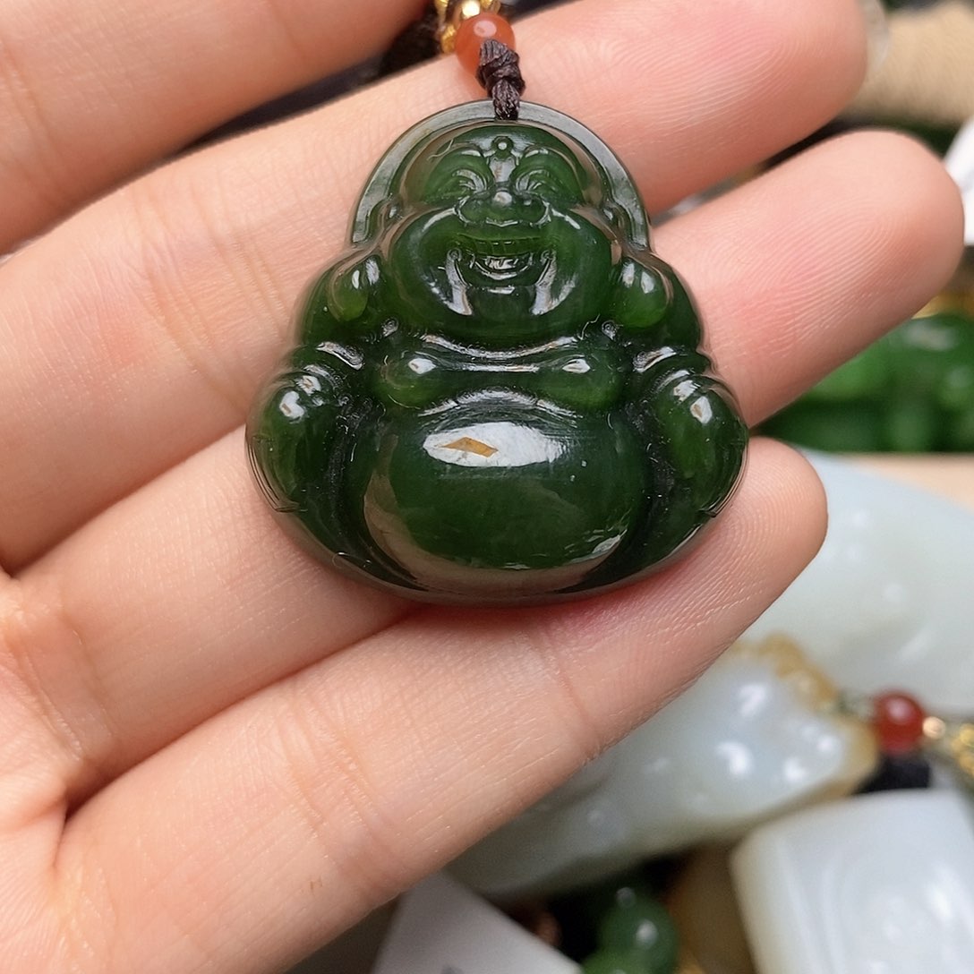 和田玉（碧玉）颈饰未镶嵌多样性发货。