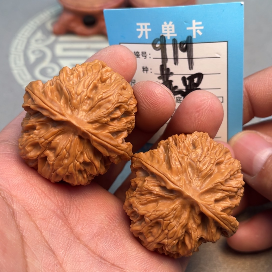 文玩核桃吊坠文玩