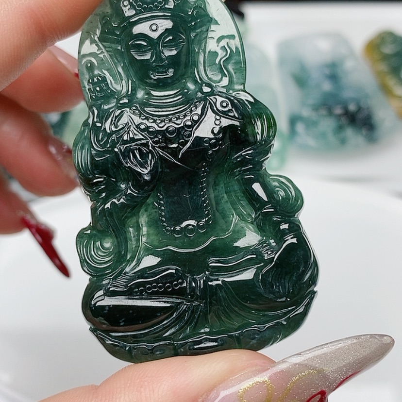 【闪购商品】翡翠颈饰未镶嵌