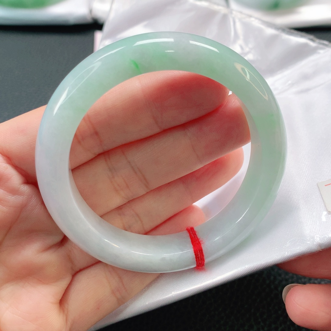 未镶嵌手镯翡翠52.8正