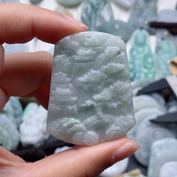 翡翠未镶嵌颈饰翡翠