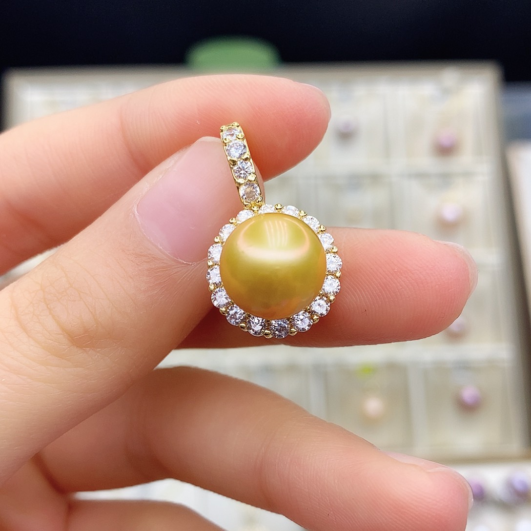 淡水珍珠颈饰合金