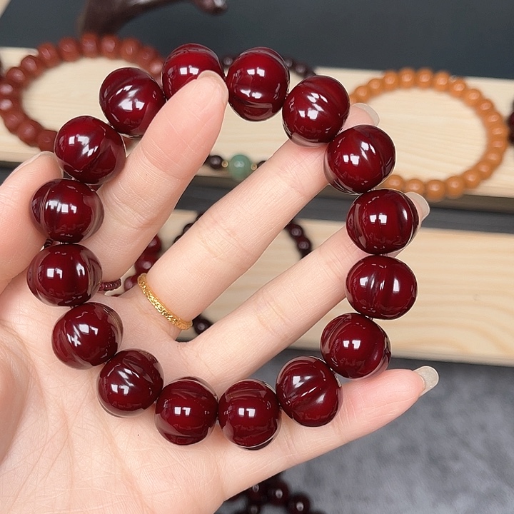 凯**车猴头手串毕业款鲨鱼背16