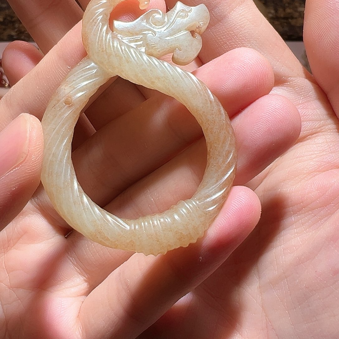 和田玉未镶嵌颈饰鬼*