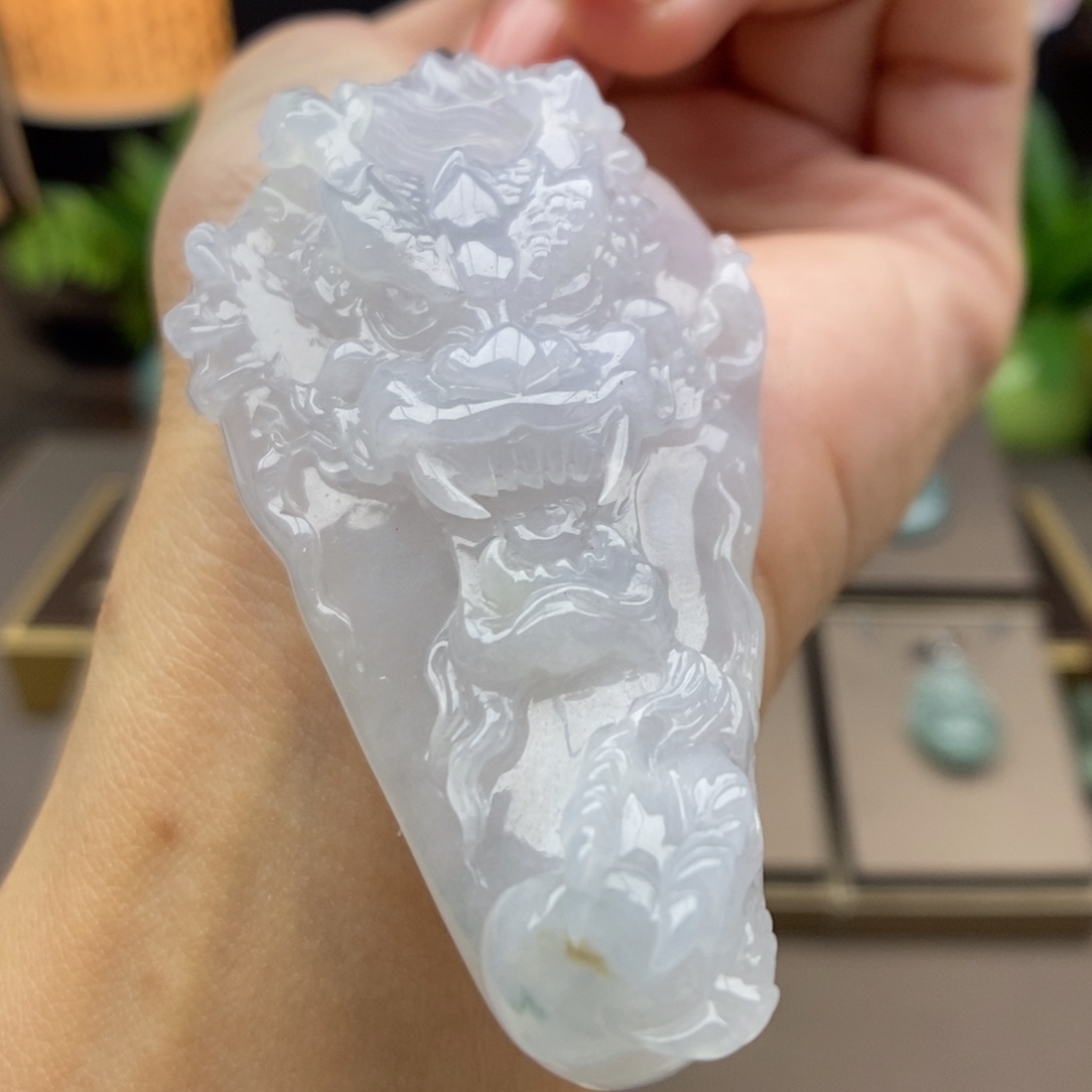 翡翠未镶嵌颈饰吊坠