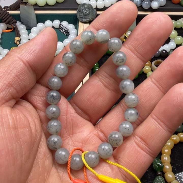 和田玉手串未镶嵌青花子柔光卡8