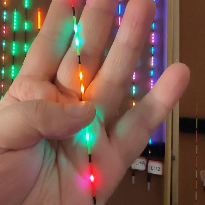 闲***鹤茅草425.4.15克E2变色