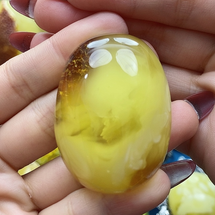 琥珀颈饰未镶嵌吊坠