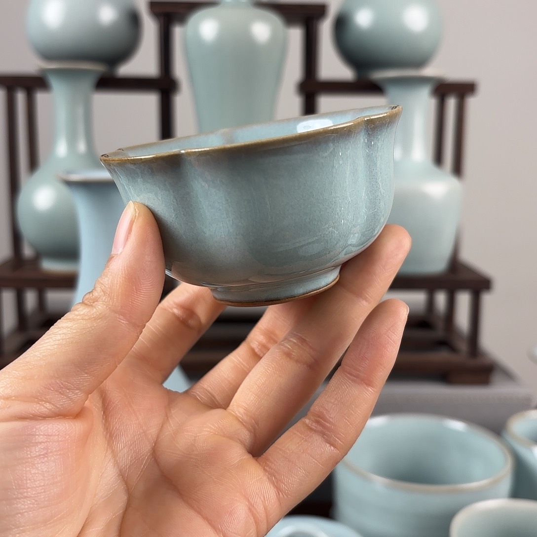 其他汝窑天青釉梅花杯