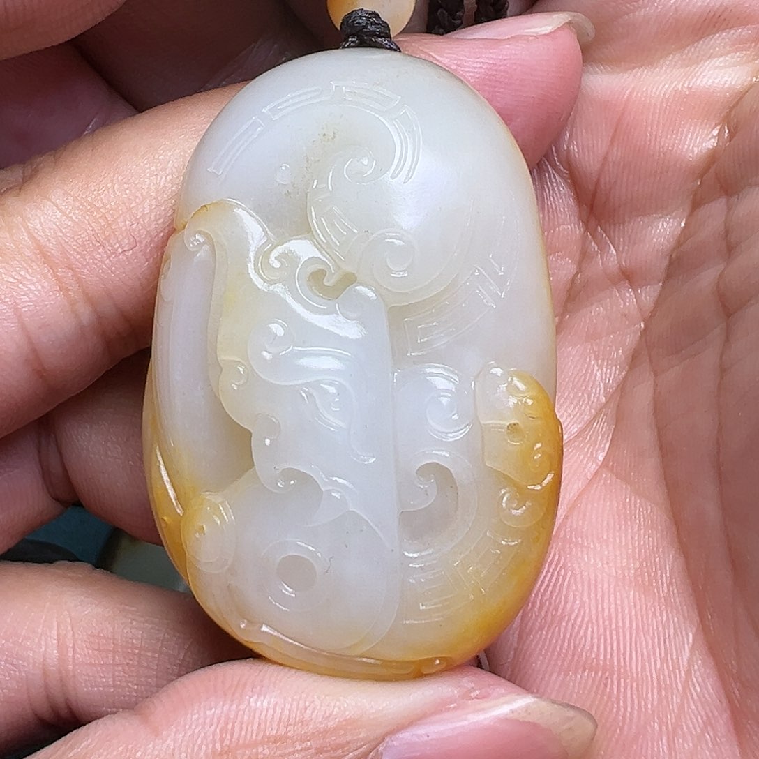 【闪购商品】未镶嵌和田玉挂件金**云