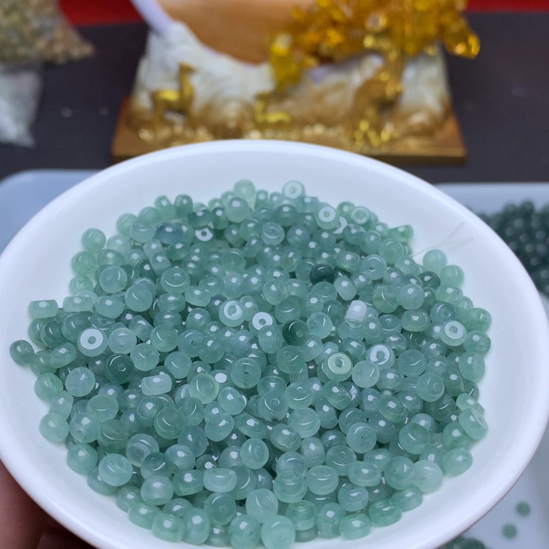 【闪购商品】翡翠手链未镶嵌卡3乘6冰蓝水算盘50个