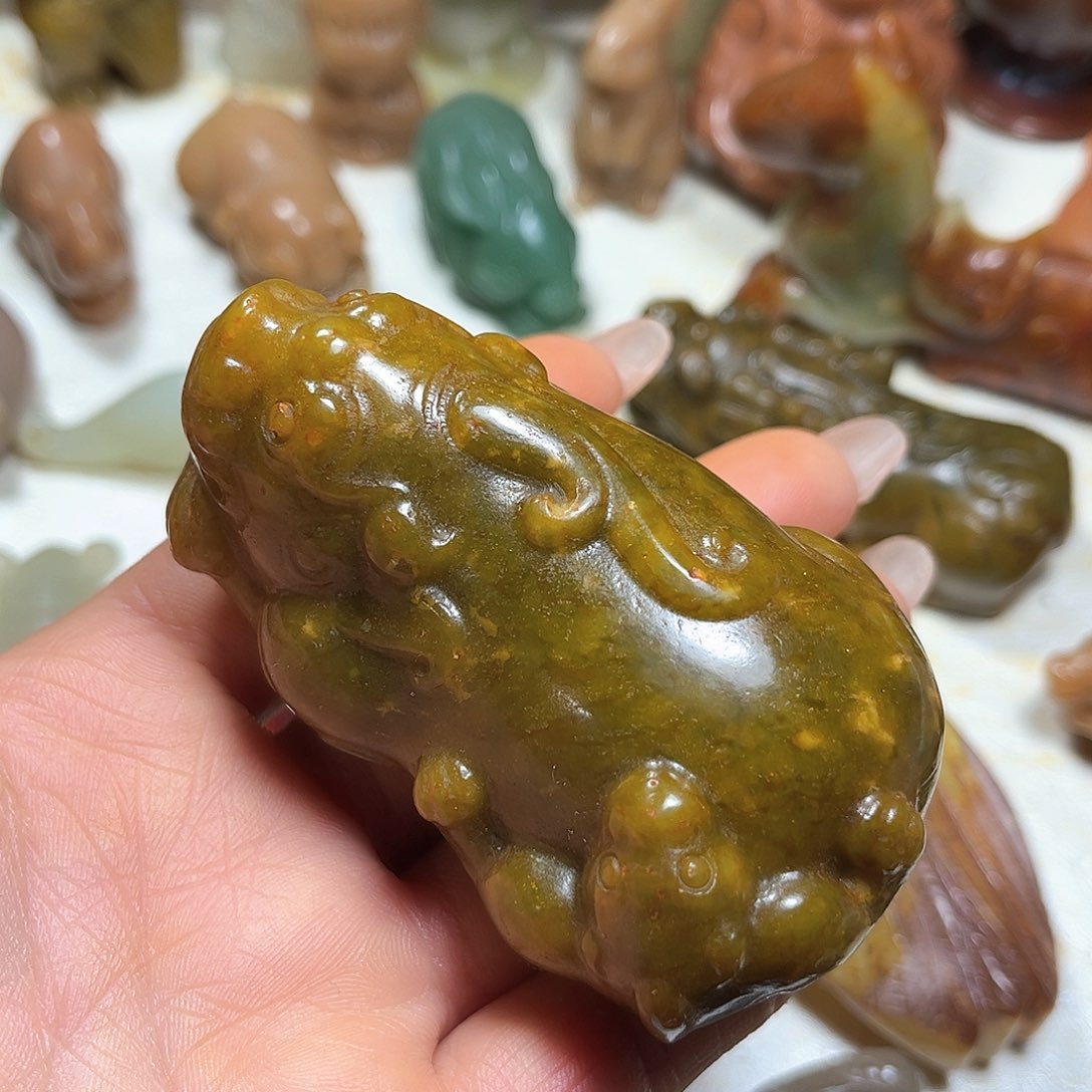 白玉菩提吊坠白玉菩提吊坠