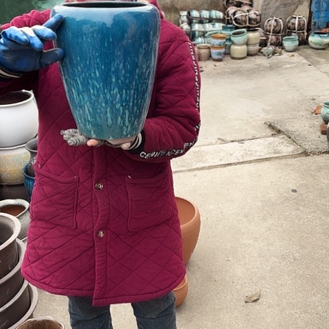 口18高29瑕疵盆子。