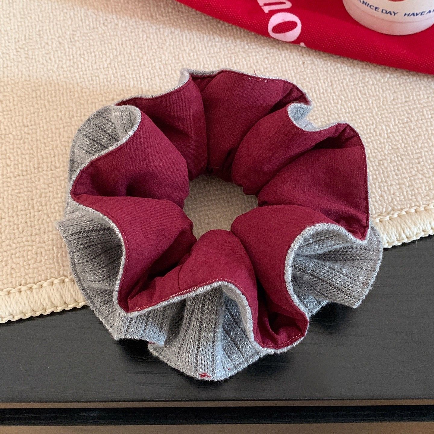 Linen设计-小众针织酒红灰色撞色设计时尚秋冬大肠发圈