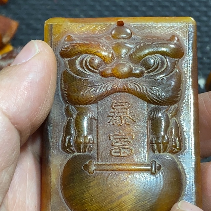 滴血莲花菩提吊坠