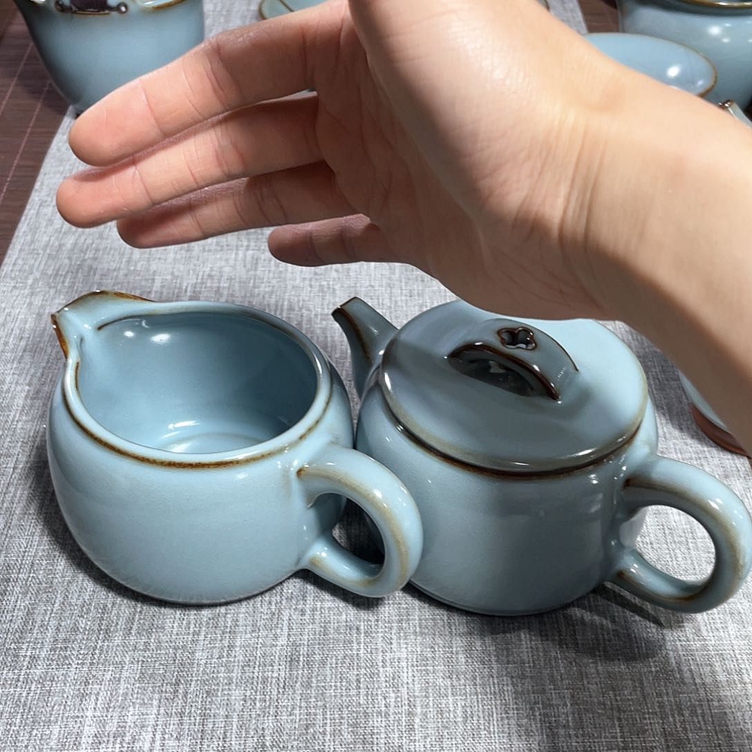 瓷片。。。。。。。。。，，，，，，，